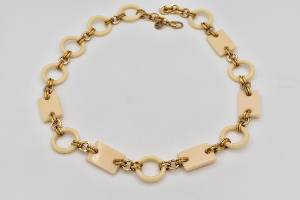 Tory Burch Geometric Chain Belt Cream Resin Gold Circle Rectangle 35"-37" NOS